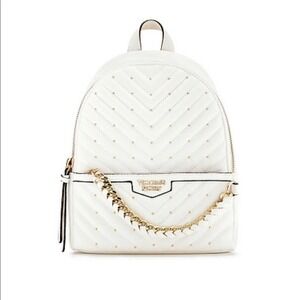 VICTORIA'S SECRET
Stud VQuilt Small City Backpack
